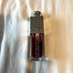DIOR Lip Glow Oil in the shade 020 Mahogany